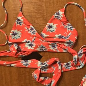 Acacia Lennox top in vintage aloha